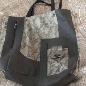 Brand new RACHEL Rachel Roy purse - never used